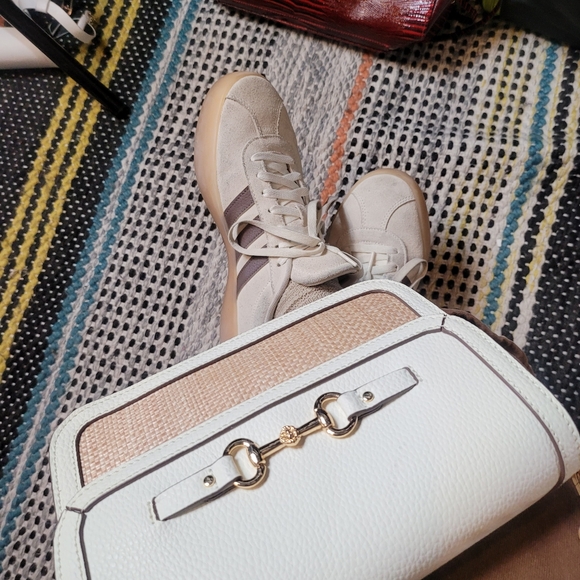 Anne Klein Straw Top Handle Satchel - Picture 7 of 8